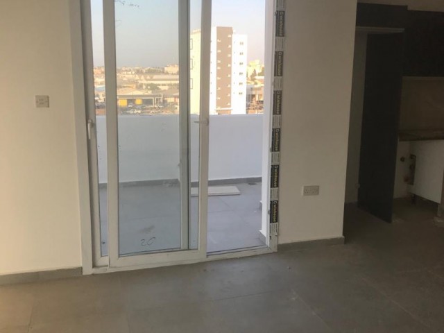 Mağusa Citymall bölgesinde 3+1 penthouse