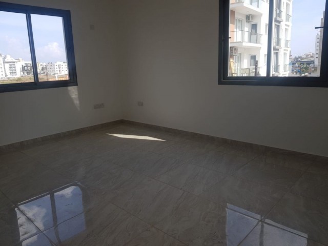 Flat To Rent in Çanakkale, Famagusta