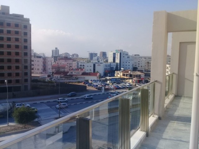 Türkisches penthouse zum Verkauf im Zentrum von Famagusta ** 