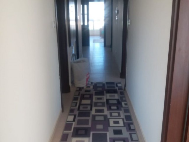 Mağusa merkezde 3+1 eşyalı daire