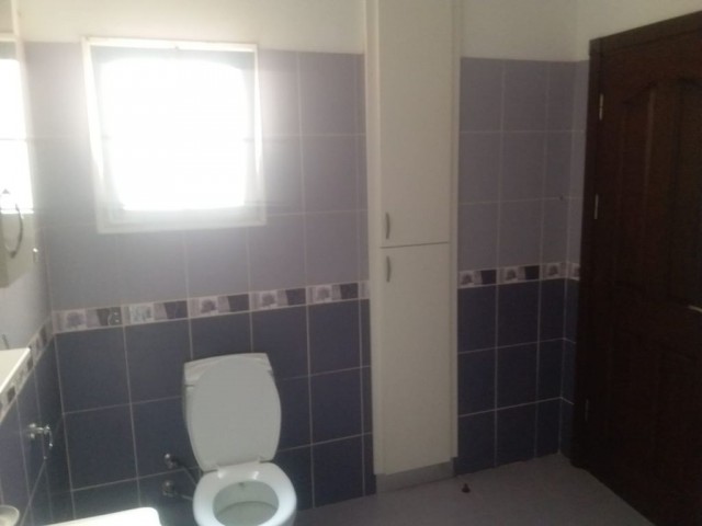 Mağusa merkezde 3+1 eşyalı daire