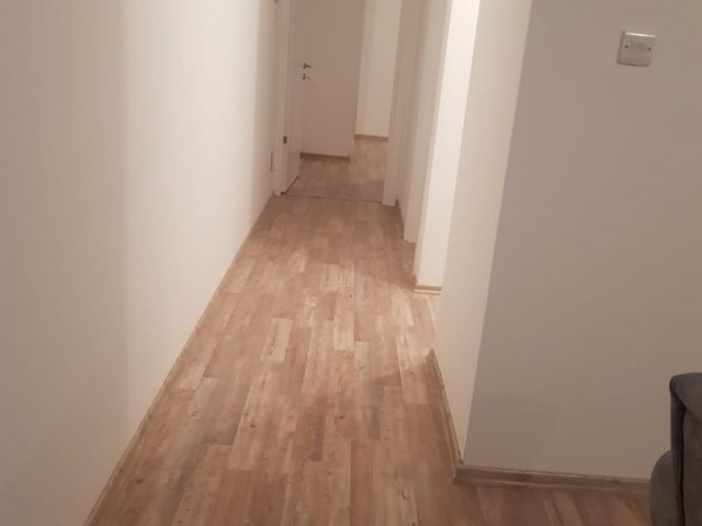 Mağusa merkezde 110 m2 2+1daire 