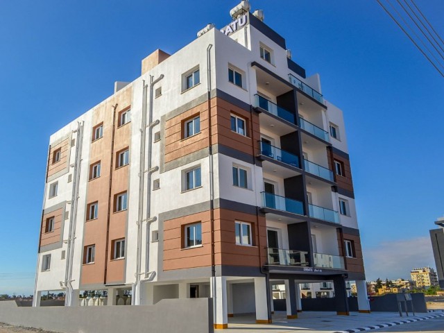 90 m2 2 + 1 apartment for sale in Magusa canakkale district ** 