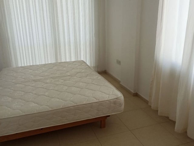 Mağusa merkezde 2+1 eşyalı daire