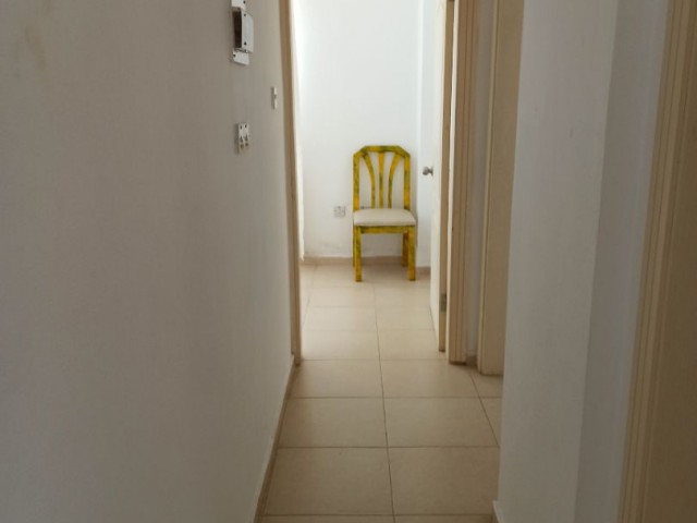 Mağusa merkezde 2+1 eşyalı daire