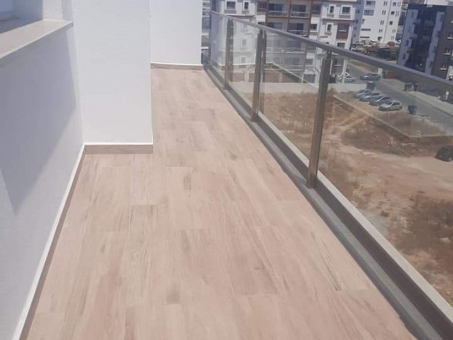 Magusa canakkale de satilik 180 m2 penthause daire