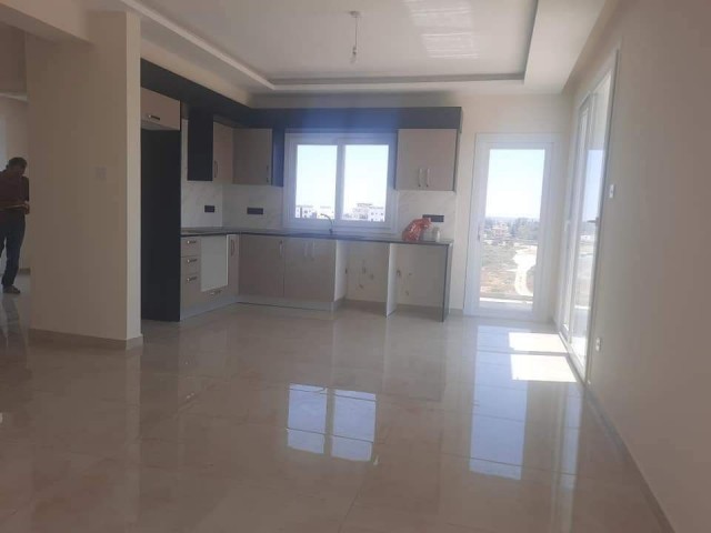 Magusa canakkale de satilik 180 m2 penthause daire