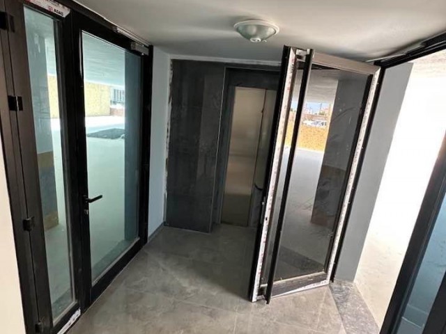 90 m2 flat for sale in Iskele longbeach