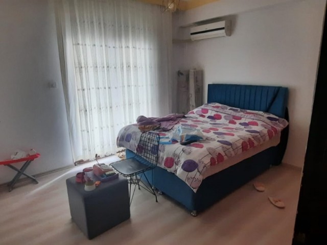 Fully furnished 3+1 flat for sale in Yenibogaziçi