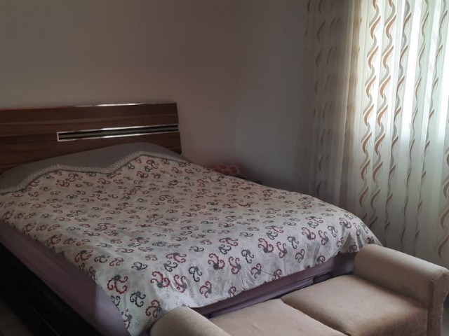 Fully furnished 3+1 flat for sale in Yenibogaziçi