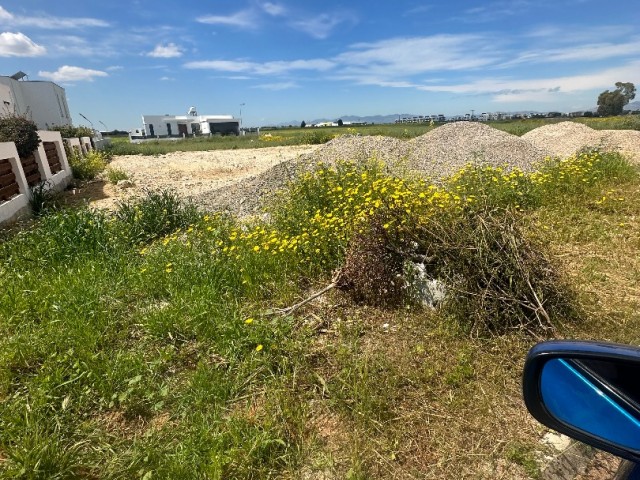 Corner land in Famagusta Batıkent