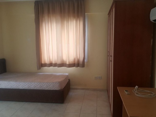 Flat To Rent in Girne Merkez, Kyrenia