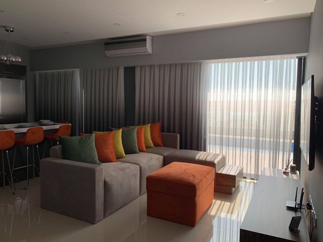 Penthouse For Sale in Küçük Kaymaklı, Nicosia