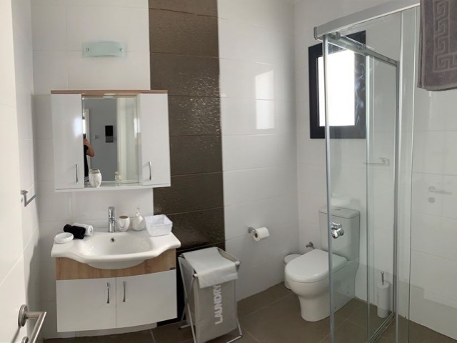 Penthouse For Sale in Küçük Kaymaklı, Nicosia