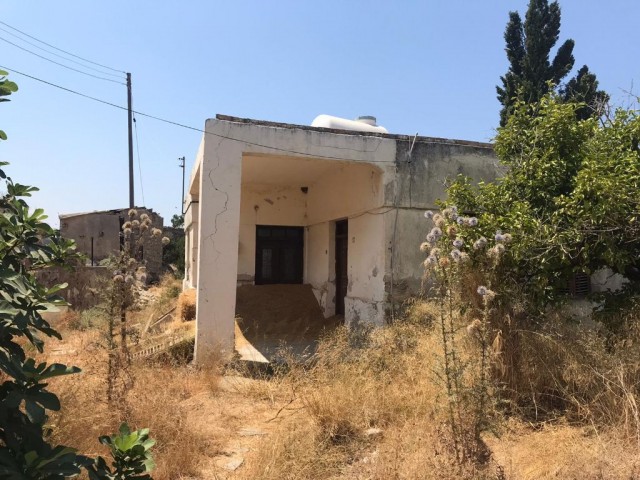 Residential Zoned Plot For Sale in Kaplıca, Iskele