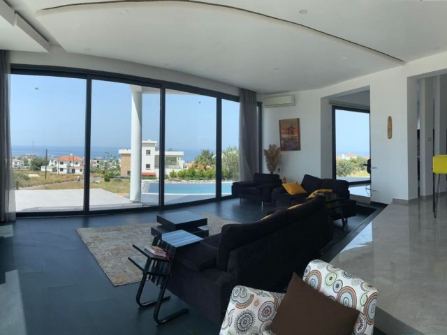 4+ 1 Luxury Villa for Daily Rent in Çatalköy Region ** 