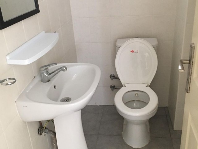 Flat For Sale in Yenişehir, Nicosia