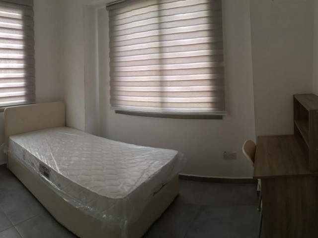 Küçük Kaymaklıda 2+1 Eşyalı Temiz Full Eşyalı Daire Kiralık 