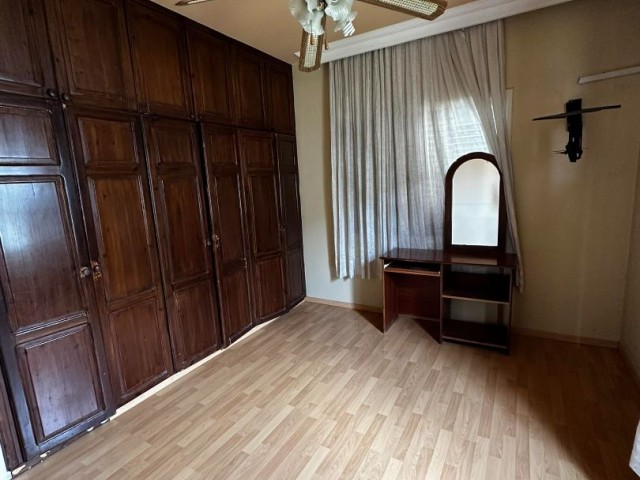 3+1 Flat For Sale In The Dumlupınar Area Of Nicosia