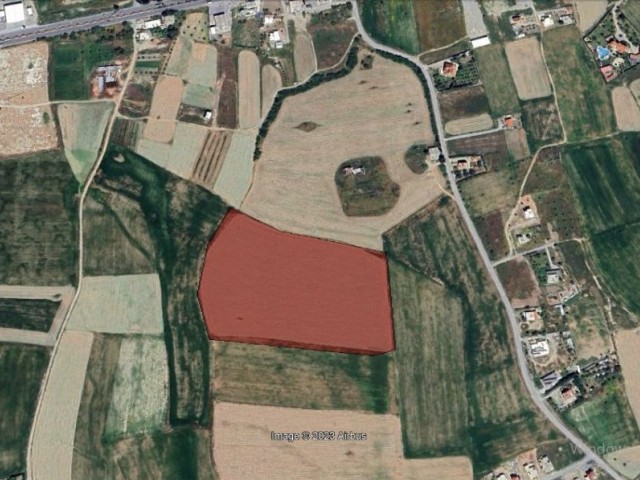 28 Acres of Land That Can Be Used for Many Purposes in Demirhan Region is For Sale