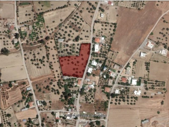 4 acres of land open to construction in a magnificent location within the village in Şirinevler Region is for sale