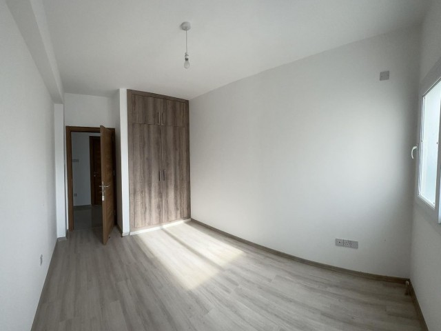 Наша квартира площадью 120 м2 с 3 спальнями на 2 этаже выставлена ​​на продажу в районе Гёньели.