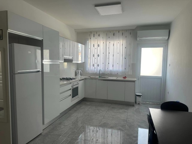 2+1 Clean Daily Rental Flat in Hamitköy Area