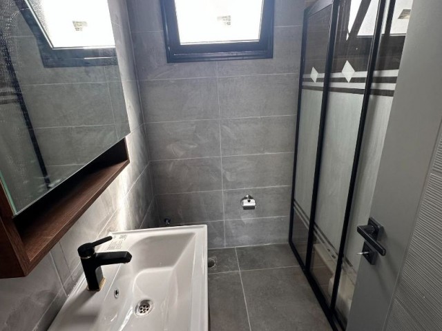 1 Luxury Penthouse Flat for Sale in Gönyeli Area, 2+1 at the Entrance