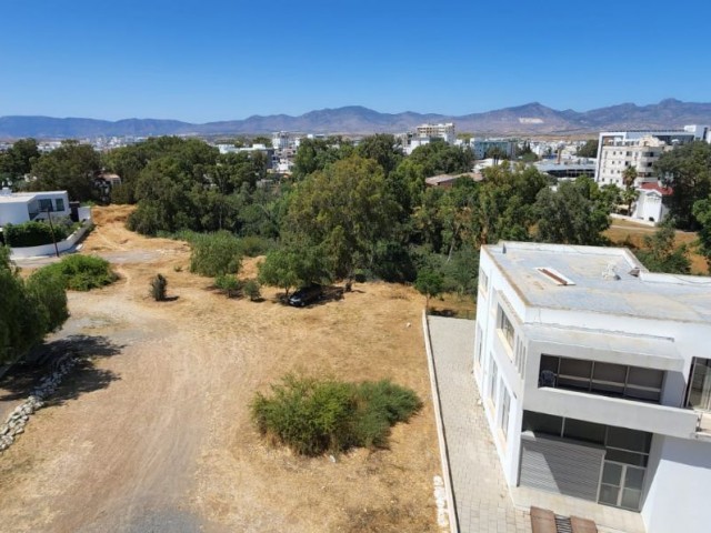 Zum Verkauf vom Eigentümer / Nikosia Kermiyada 2 + 1 Penthouse (herrliche Aussicht) ** 