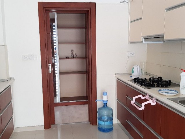 Flat To Rent in Girne Merkez, Kyrenia