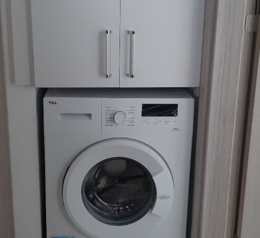 deniz kırtasiye yanında , ana yola çok yakın 3+1 yeni full eşyalı kiralık daire