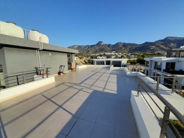 In Çatalköy, Girne, 90 m² Private Terrasse, 2+1 90 m², Möbliert 1. Stock