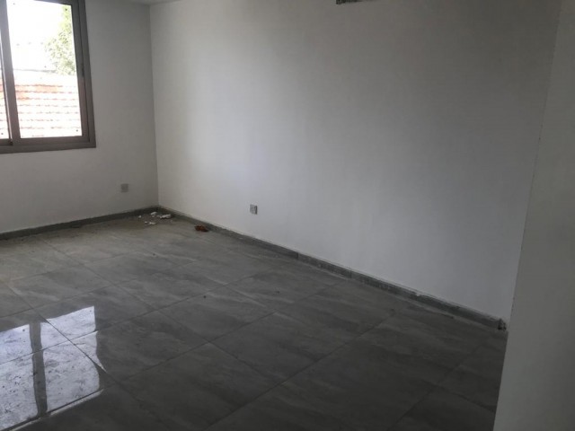 Flat For Sale in Küçük Kaymaklı, Nicosia