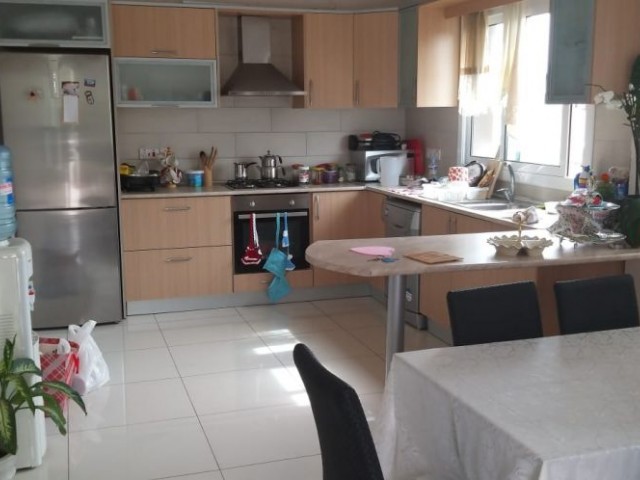 Flat To Rent in Küçük Kaymaklı, Nicosia