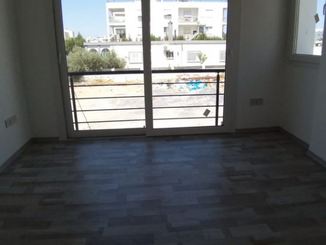 Flat To Rent in Dumlupınar, Nicosia