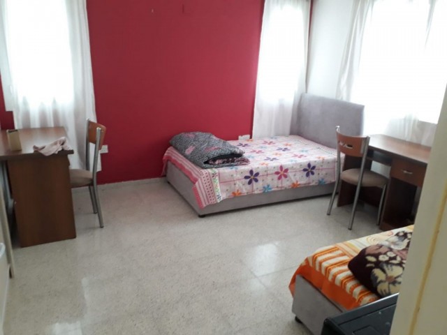 Haspolatta 2+1 kiralık daire UKÜ VE KISBU KARŞISI