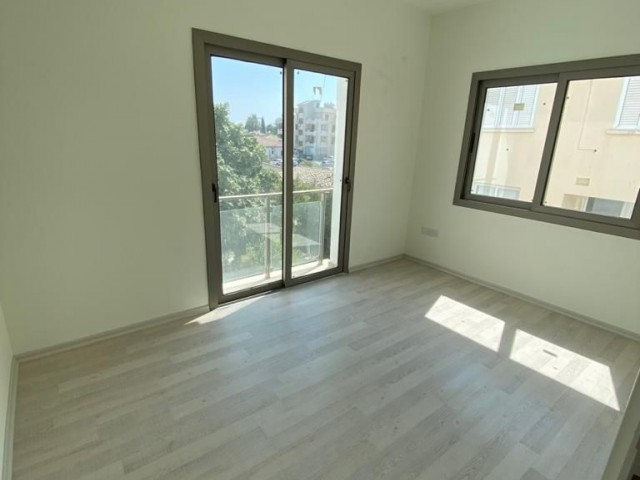 LEFKOŞA GELİBOLU DA SATILIK 2+1 DAİRELER 43.500 STG