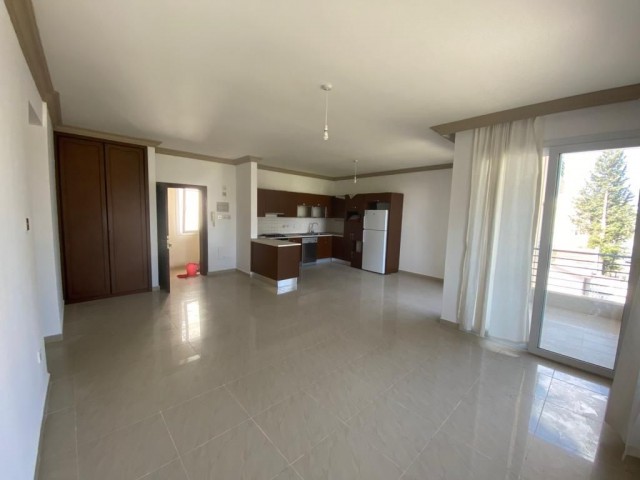 WELL-MAINTAINED 3+1 APARTMENT FOR SALE IN THE CENTRAL LOCATION OF NICOSIA KYZYLBASH..0533 859 21 66 ** 