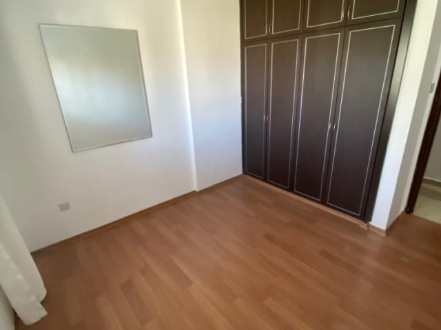 WELL-MAINTAINED 3+1 APARTMENT FOR SALE IN THE CENTRAL LOCATION OF NICOSIA KYZYLBASH..0533 859 21 66 ** 