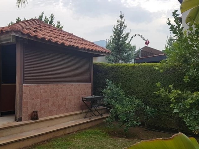 3+1 VILLA ZUM VERKAUF MIT POOL IN KYRENIA CHATALKÖY ** 