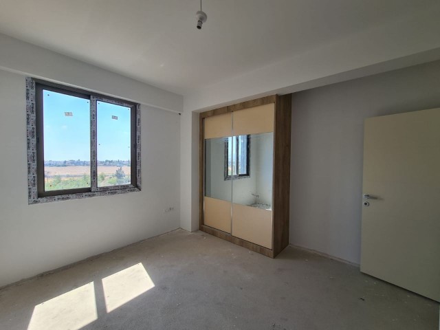 LEFKOŞA KÜÇÜK KAYMAKLI DE SIFIR 2+1 LÜKS PENTHOUSE TÜRK KOÇANLI 05338764894