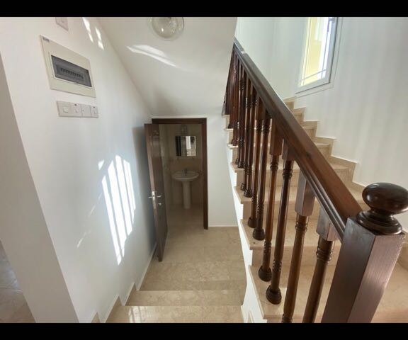 3+1 VILLA FOR SALE IN NICOSIA GÖNYELİ WITH GARDEN PARKING PARK WITHOUT EXPENSE..90533 859 21 66 ** 