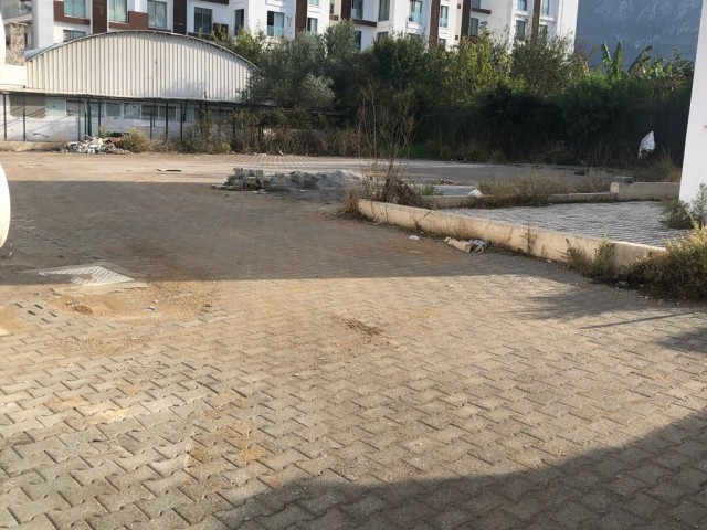 GİRNE  MERKEZ İŞLEK ANAYOL ÜZERİ OTOPARKLI 3 KATLI 1120 M2 KİRALIK İŞYERİ.. 0533 859 21 66