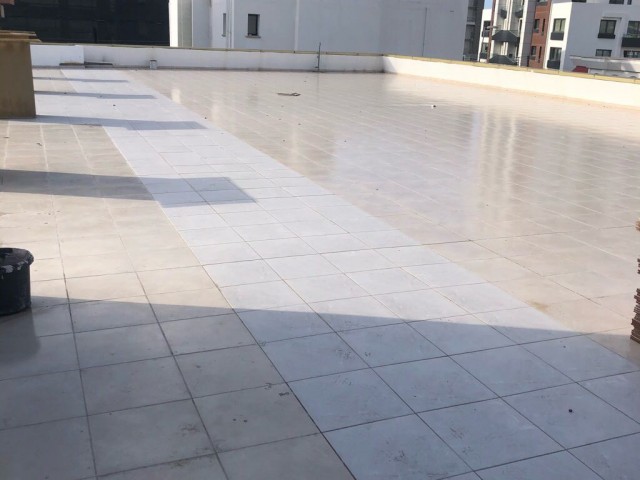 GİRNE  MERKEZ İŞLEK ANAYOL ÜZERİ OTOPARKLI 3 KATLI 1120 M2 KİRALIK İŞYERİ.. 0533 859 21 66