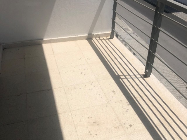 3+1 FLAT FOR SALE IN GÖNYELİ DE DÜRMCÜ BABA BEHIND ZERO..90533 859 21 66 ** 