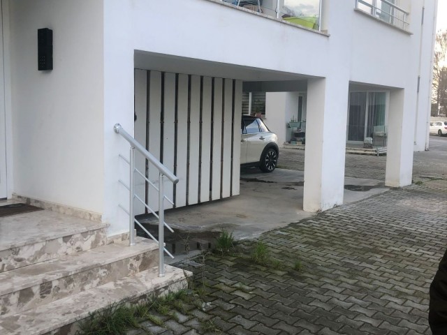 3+1 WOHNUNG ZUM VERKAUF IN DER WERTVOLLSTEN STRAßE DEREBOYU IN NIKOSIA MIT TÜRKISCHER TAT VOLL MÖBLIERT.. 90533 859 21 66 ** 