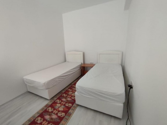 !!! VOLL MÖBLIERTE 2+1 WOHNUNG ZUM VERKAUF MIT GARTEN MIT SEPARATEM EINGANG IN KYRENIA DIKMEN.. 90533 859 21 66 ** 