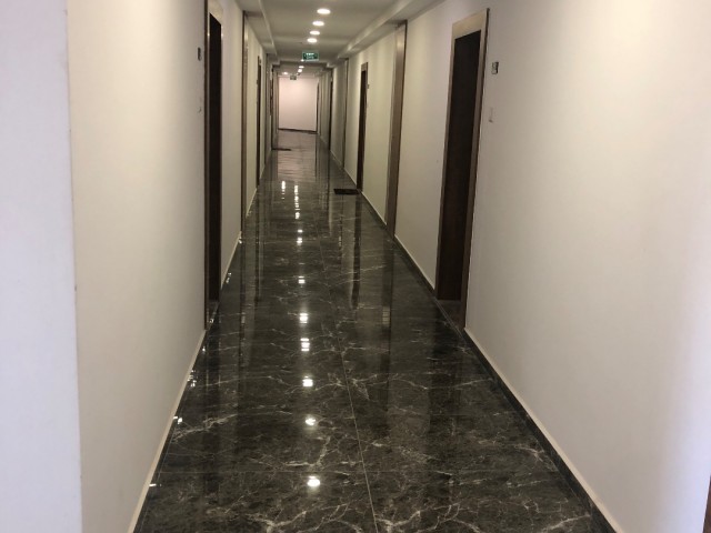 2+1 FLAT FOR SALE WITH COMMERCIAL PERMIT IN METEHAN-KERMİYA RESIDENCE BUILDING.. 90533 859 21 66