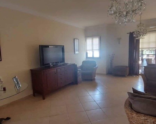 VILLA FOR SALE AT THE APARTMENT PRICE...A DETACHED COTTAGE WITH A PRIVATE GARDEN ON LOAN IN KYRENIA DOGANKOY IS ON DISPLAY AT THE OPPORTUNITY PRICE OF A 3+1 DUPLEX VILLA FOR SALE ** 