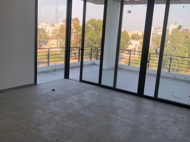 ORTAKÖY DE TÜRK KOÇANLI SATILIK 2+1 PENTHOUSE..